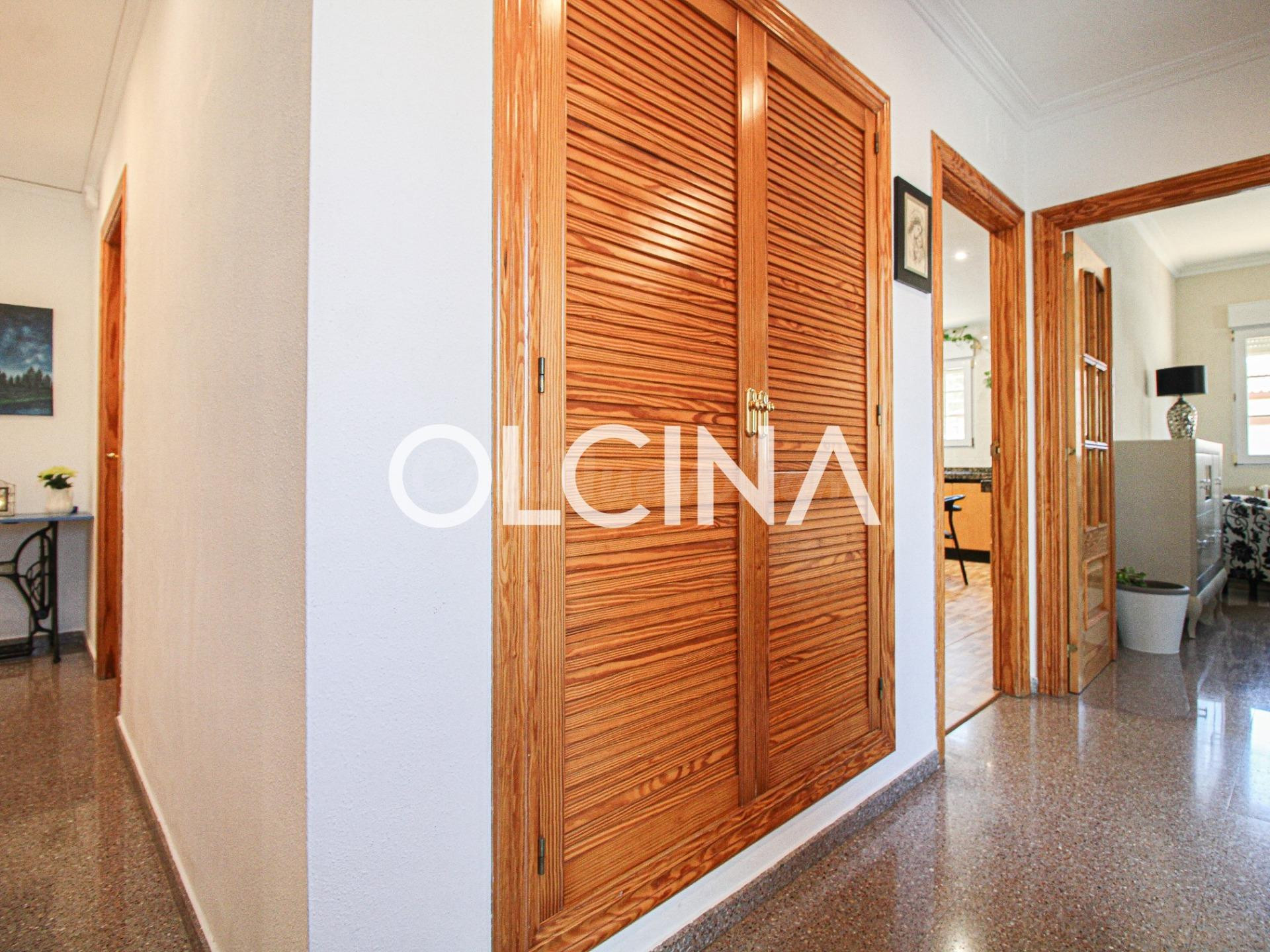 Villa 4 habitaciones 205m² en alquiler - Centro - Zona Alta - foto 4