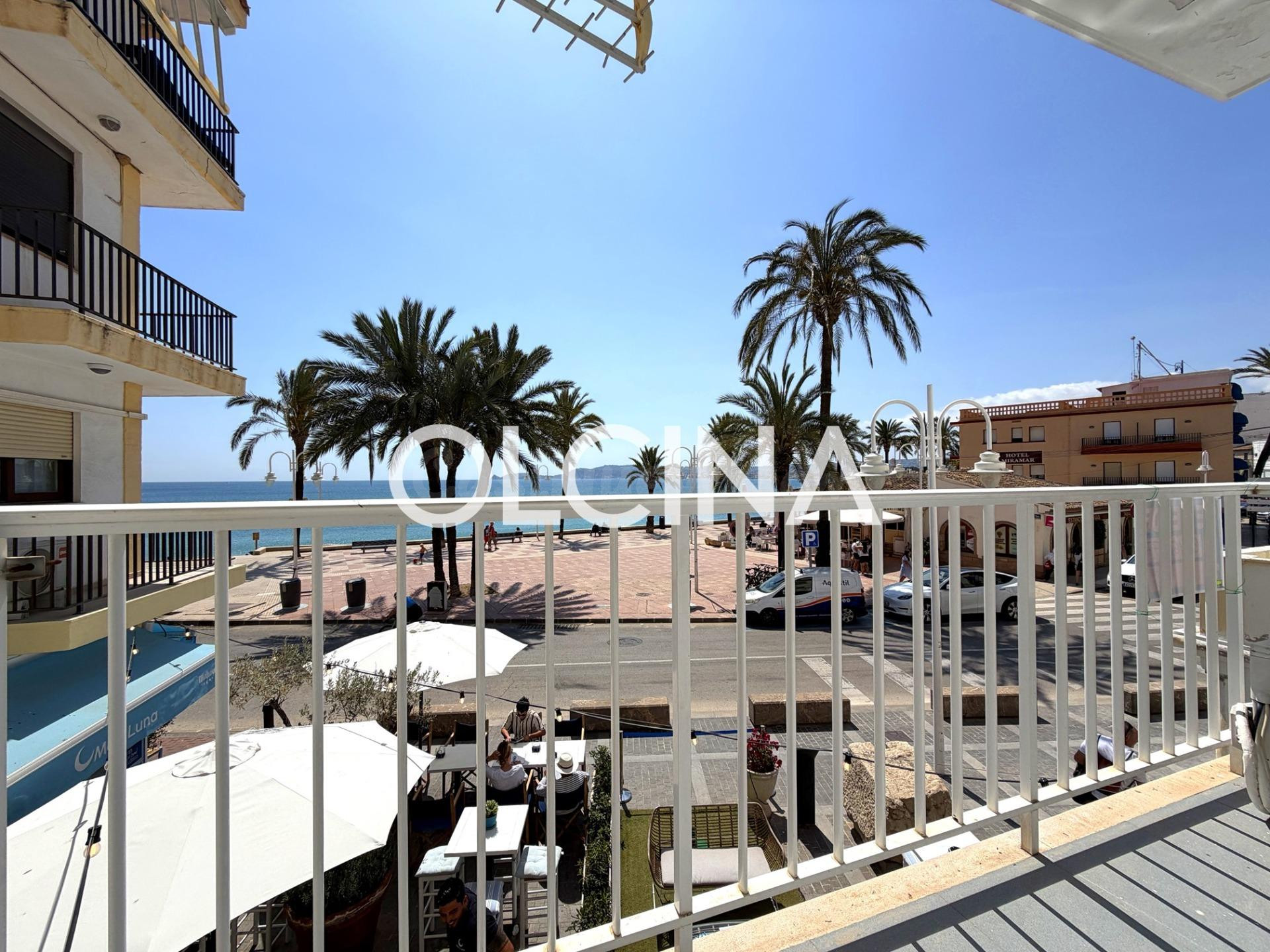 Exclusivo Apartamento Semireformado en el Puerto de Jávea