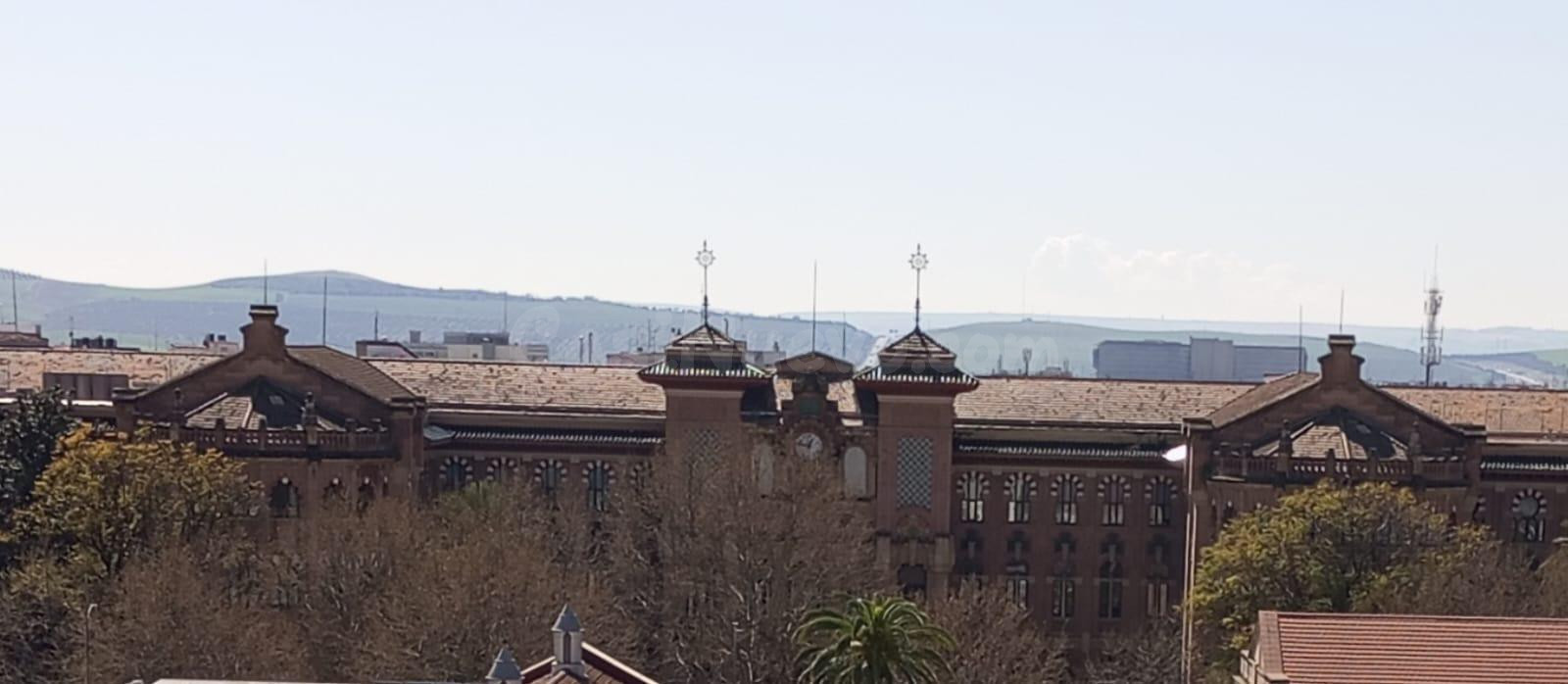 ESPECTACULAR PISO JUNTO A RENFE CON GARAJE, TRASTERO Y VISTAS PANORÁMICAS
