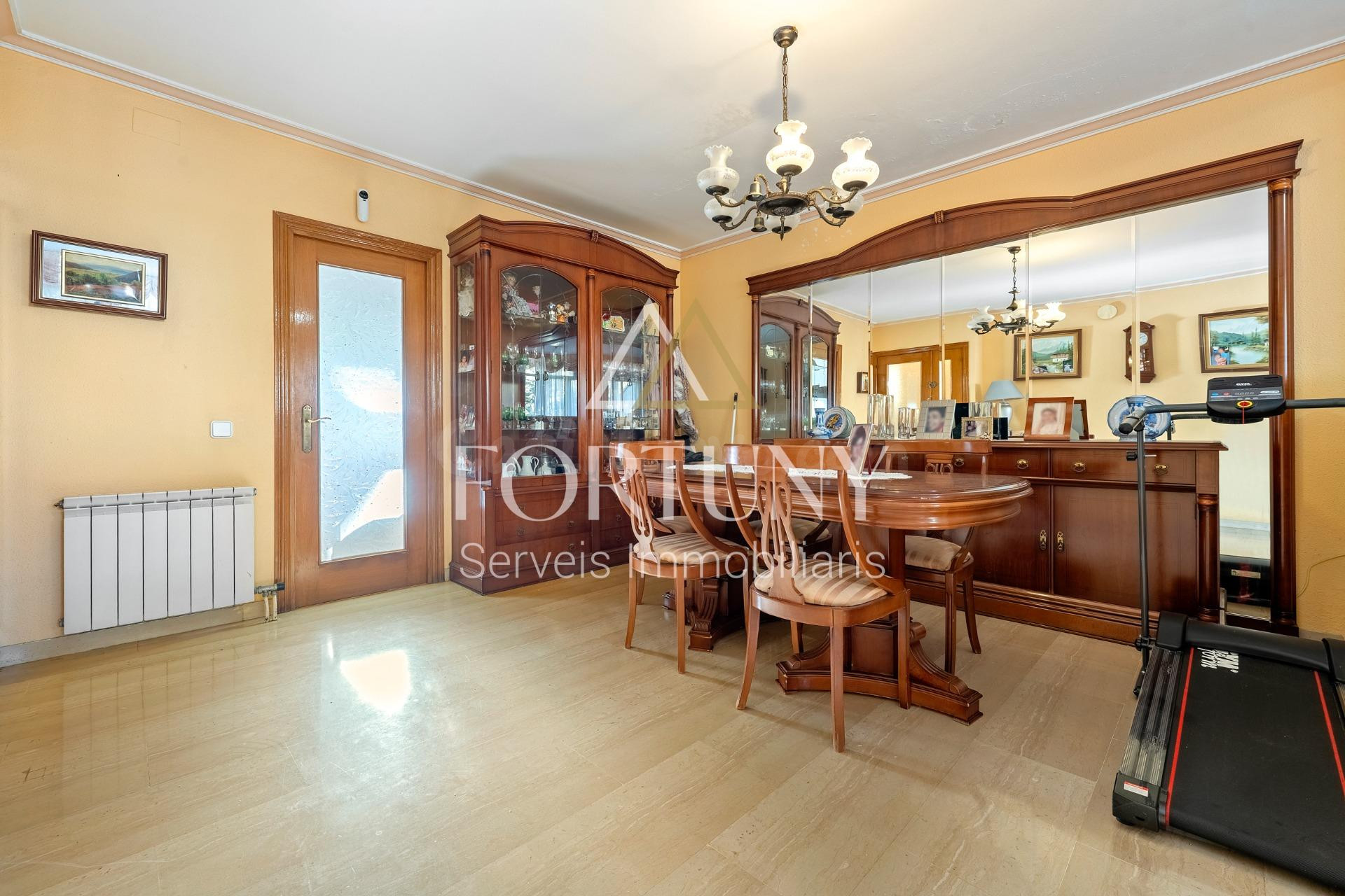Casa adosada en venta Passeig Misericòrdia, Reus. - foto 3