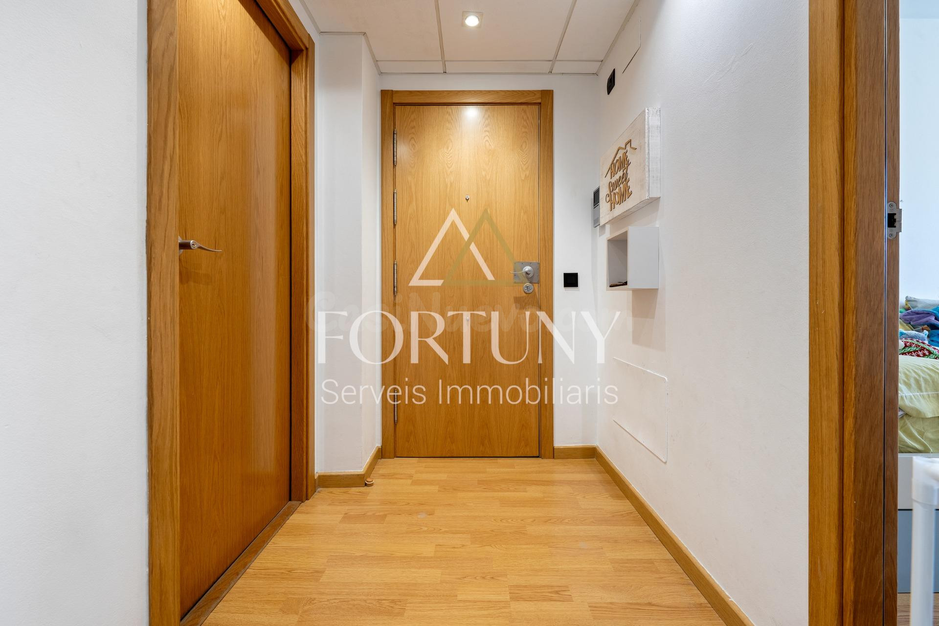 Ático en venta Calle Sant Bernat Calbó, Reus. - foto 4