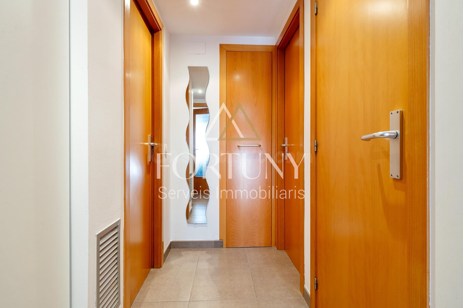 Ático en venta en Raval Sant Pere, Reus. - foto 4