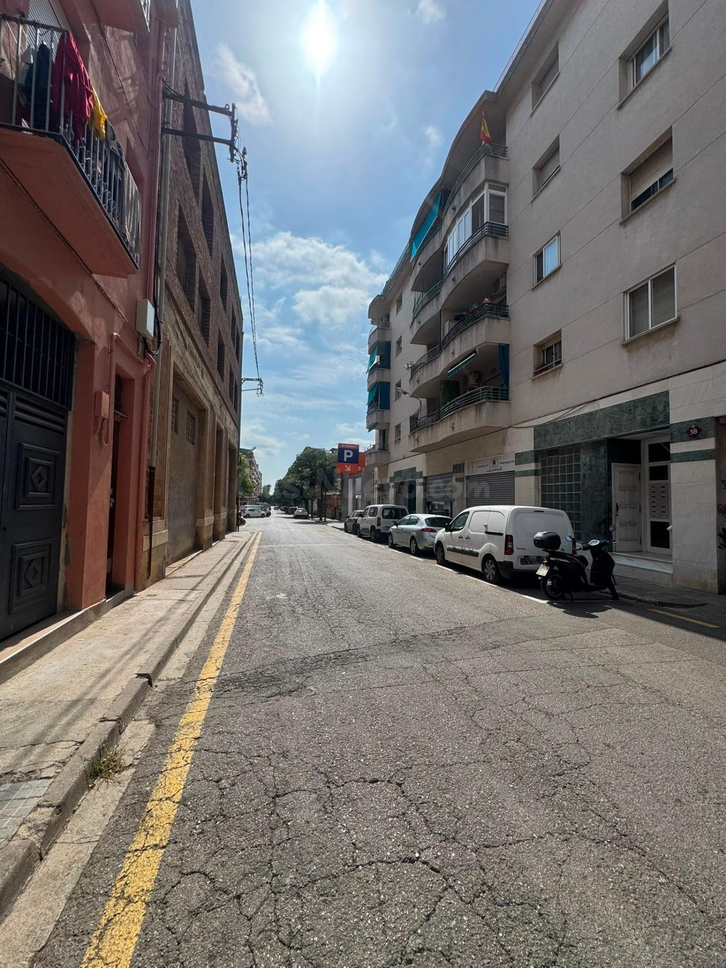 Plaza de aparcamiento en venta en calle Cami de l'aiguanova, - foto 5