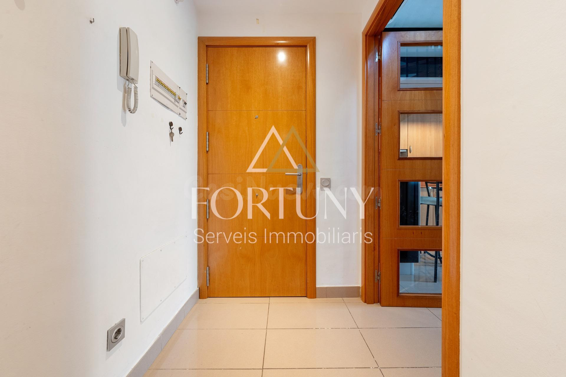Ático en venta en avenida Salou, Reus. - foto 2