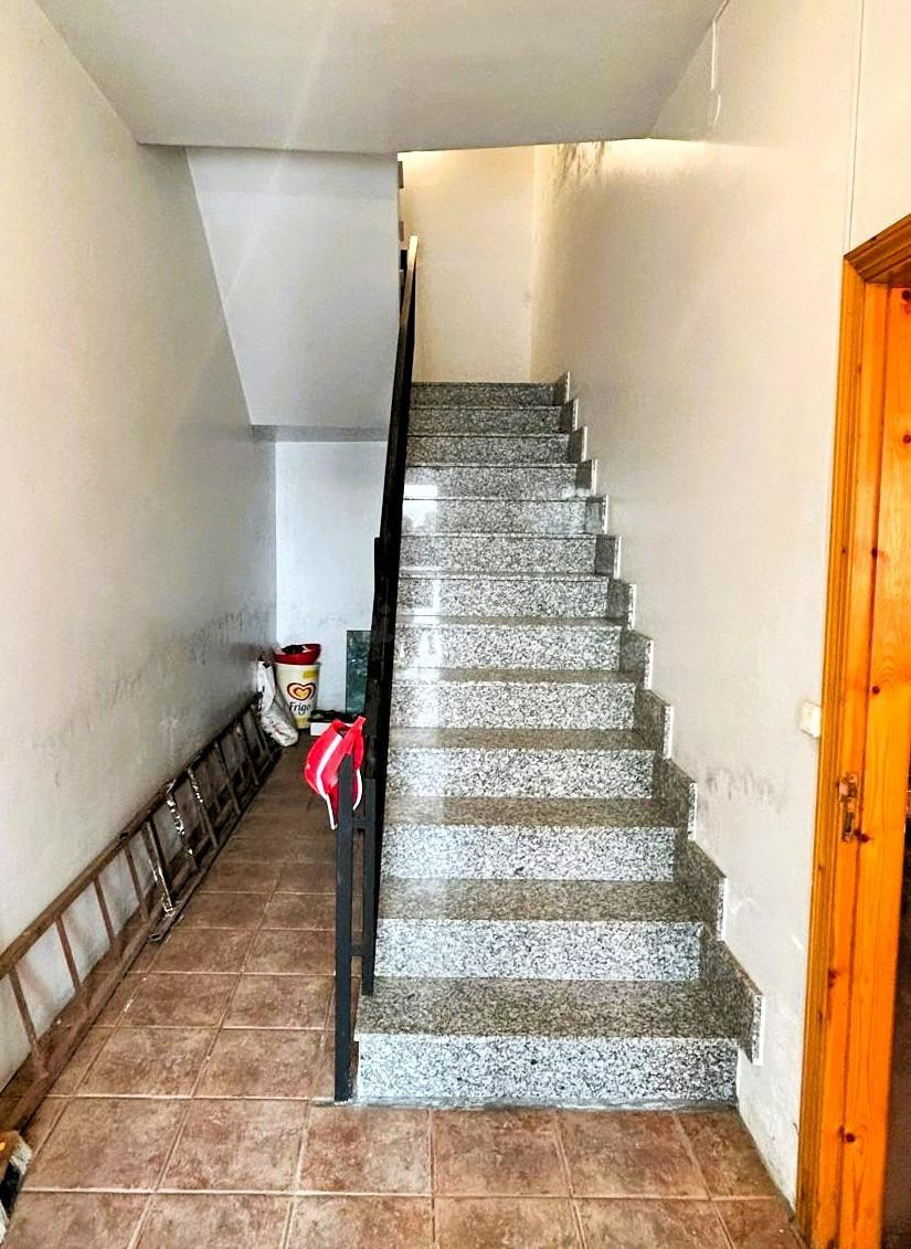 Encantadora Casa en Bercianos del Páramo, Ideal para Ocio y  - foto 2