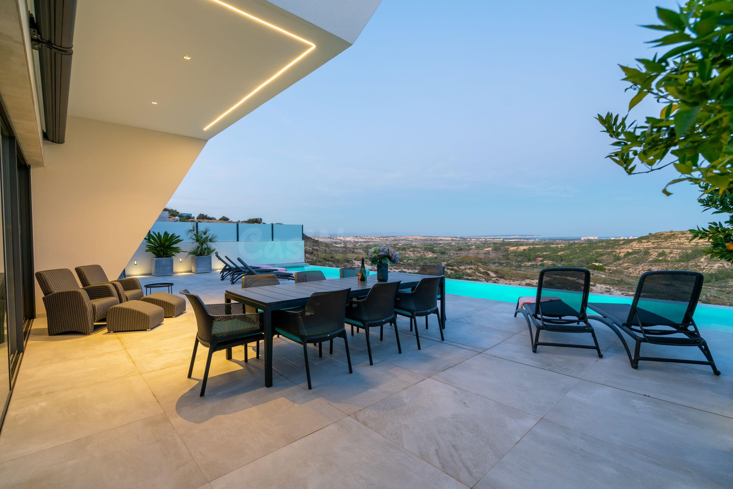 Villa 4 habitaciones 408m² en venta - Campo de golf la marquesa