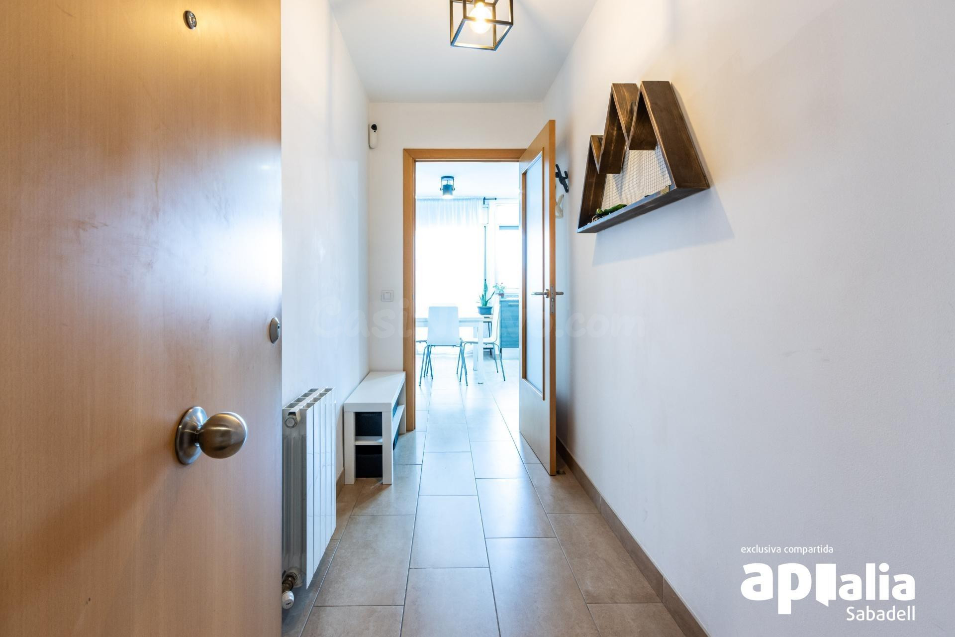 Ático dúplex de 120 m2 con terraza íntima y vistas despejada - foto 5