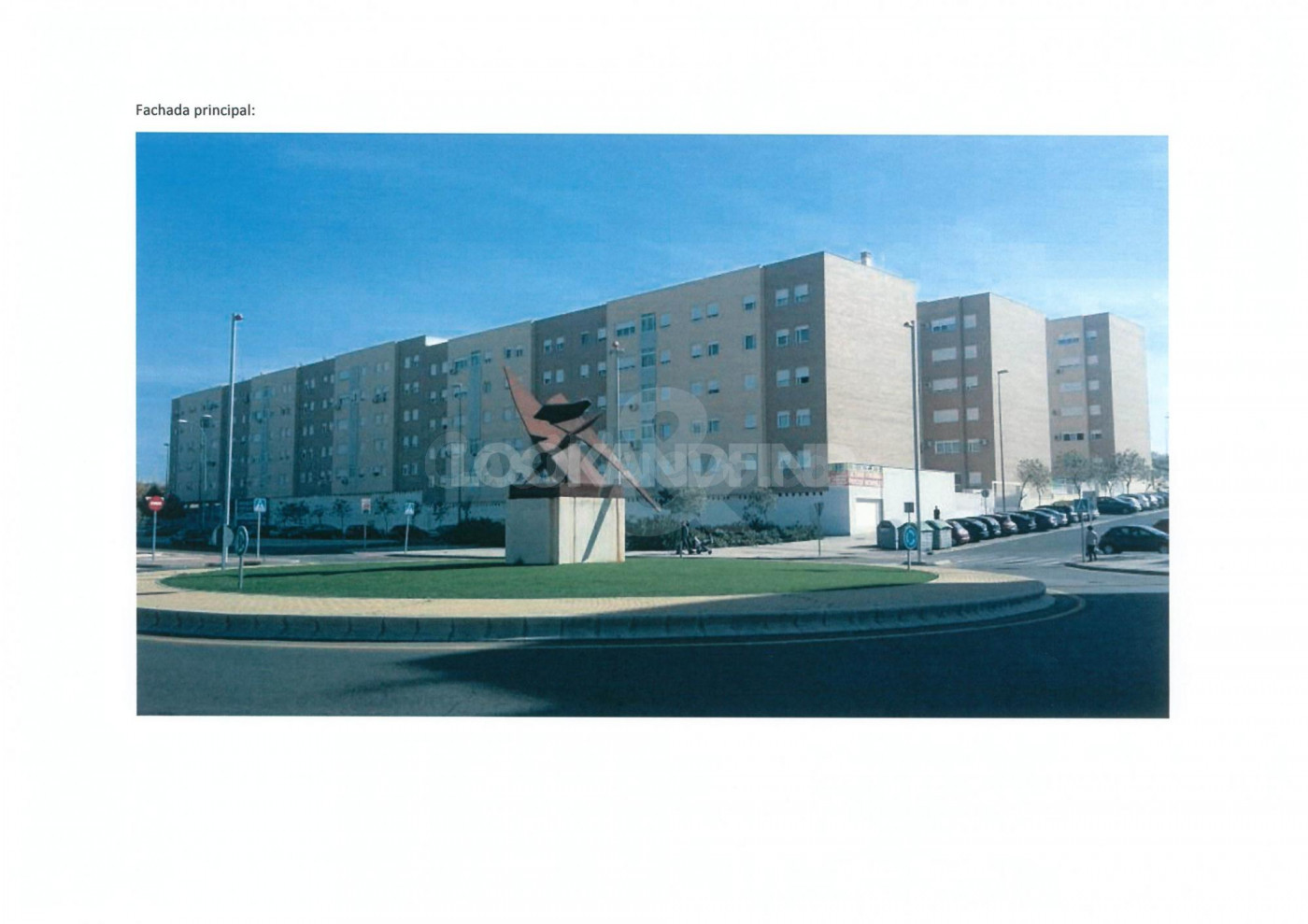 LOCALES EN POLIGONO RESIDENCIAL - foto 5