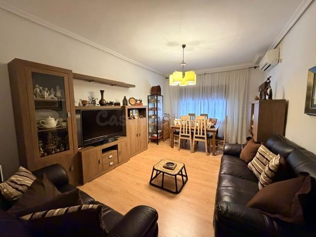 Edificio 3 habitaciones 225m² en venta - Palomarejos