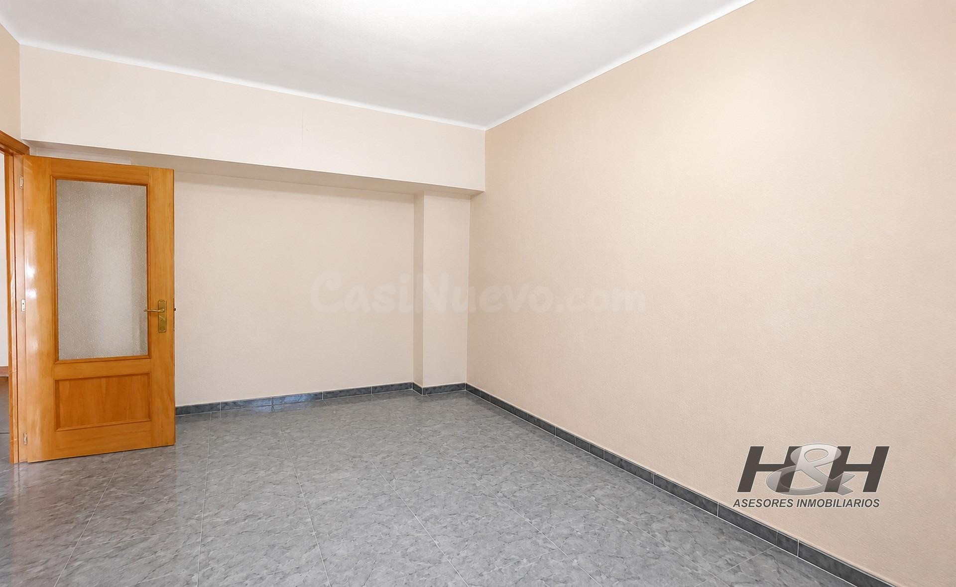 Casa 6 habitaciones 201m² en venta - URB. CASAS VERDES - foto 3