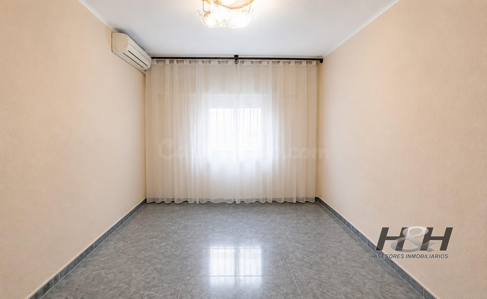 Casa 6 habitaciones 201m² en venta - URB. CASAS VERDES - foto 4