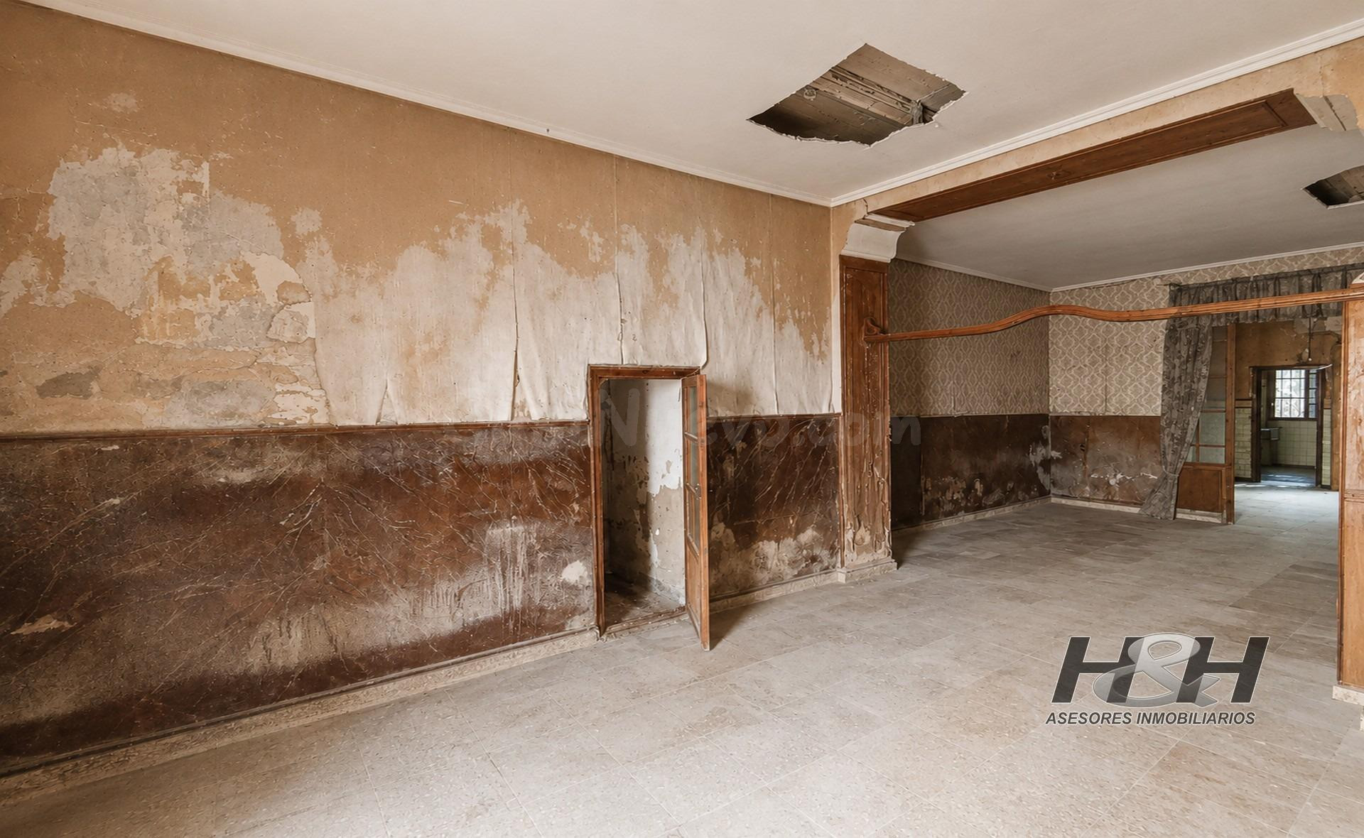 Casa 6 habitaciones 235m² en venta - Burjassot - foto 2
