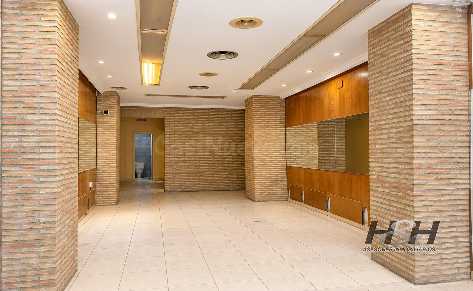 Local comercial 4 habitaciones 81m² en alquiler - Burjassot