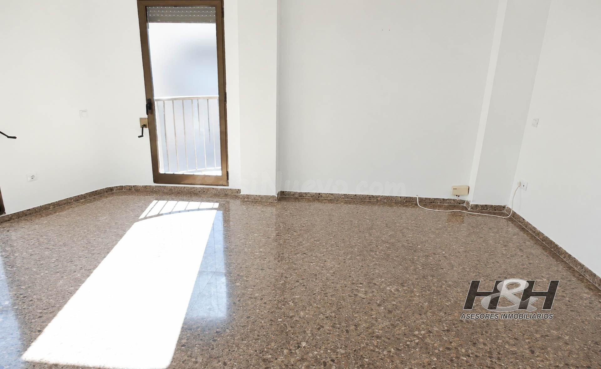 Piso 3 habitaciones 88m² en alquiler - Burjassot - foto 2