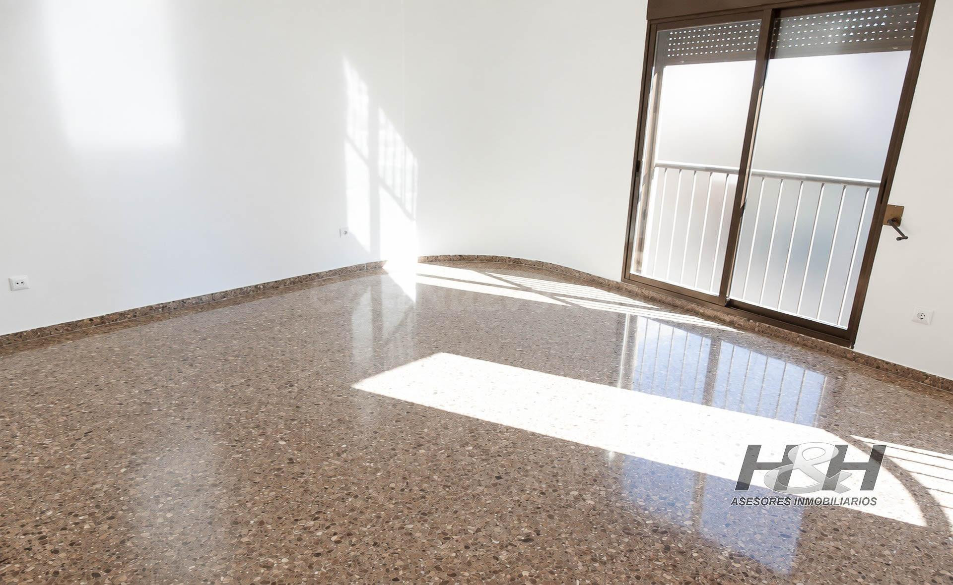 Piso 3 habitaciones 88m² en alquiler - Burjassot - foto 3