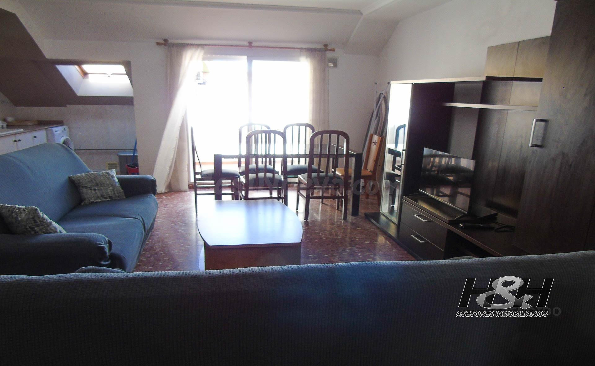 Piso 4 habitaciones 112m² en alquiler - Burjassot - foto 3