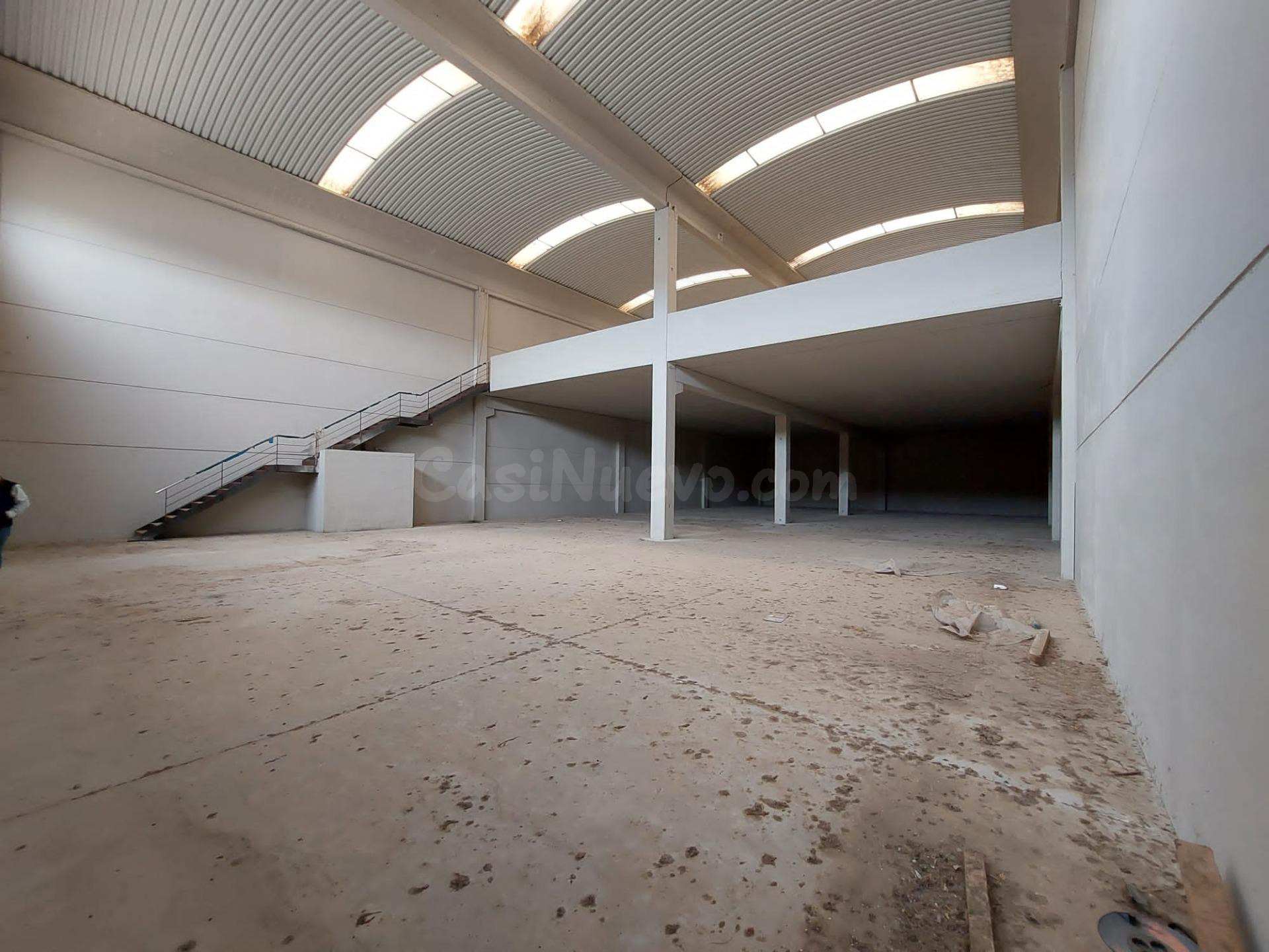 FANTASTICAS NAVES INDUSTRIALES EN SANT ESTEVE DE SESROVIRES - foto 5