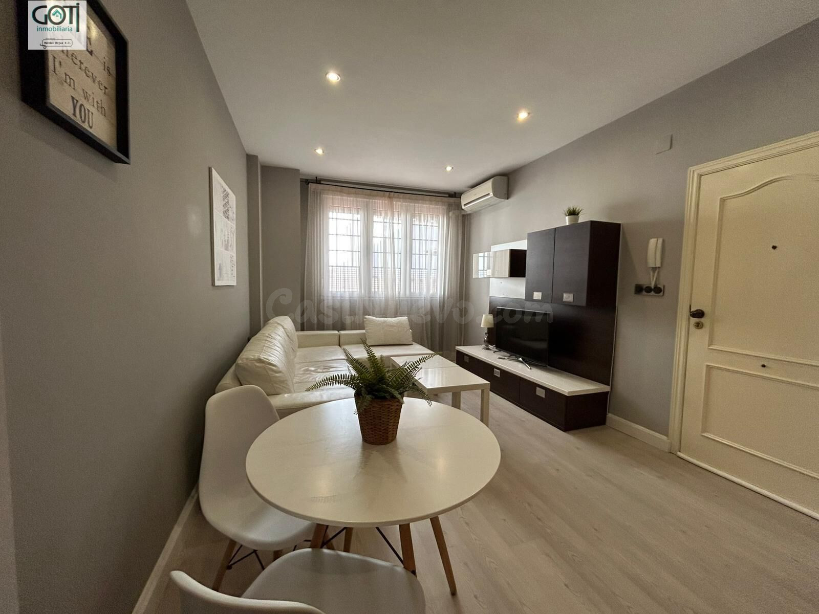 Apartamento en el centro de Granada con cochera