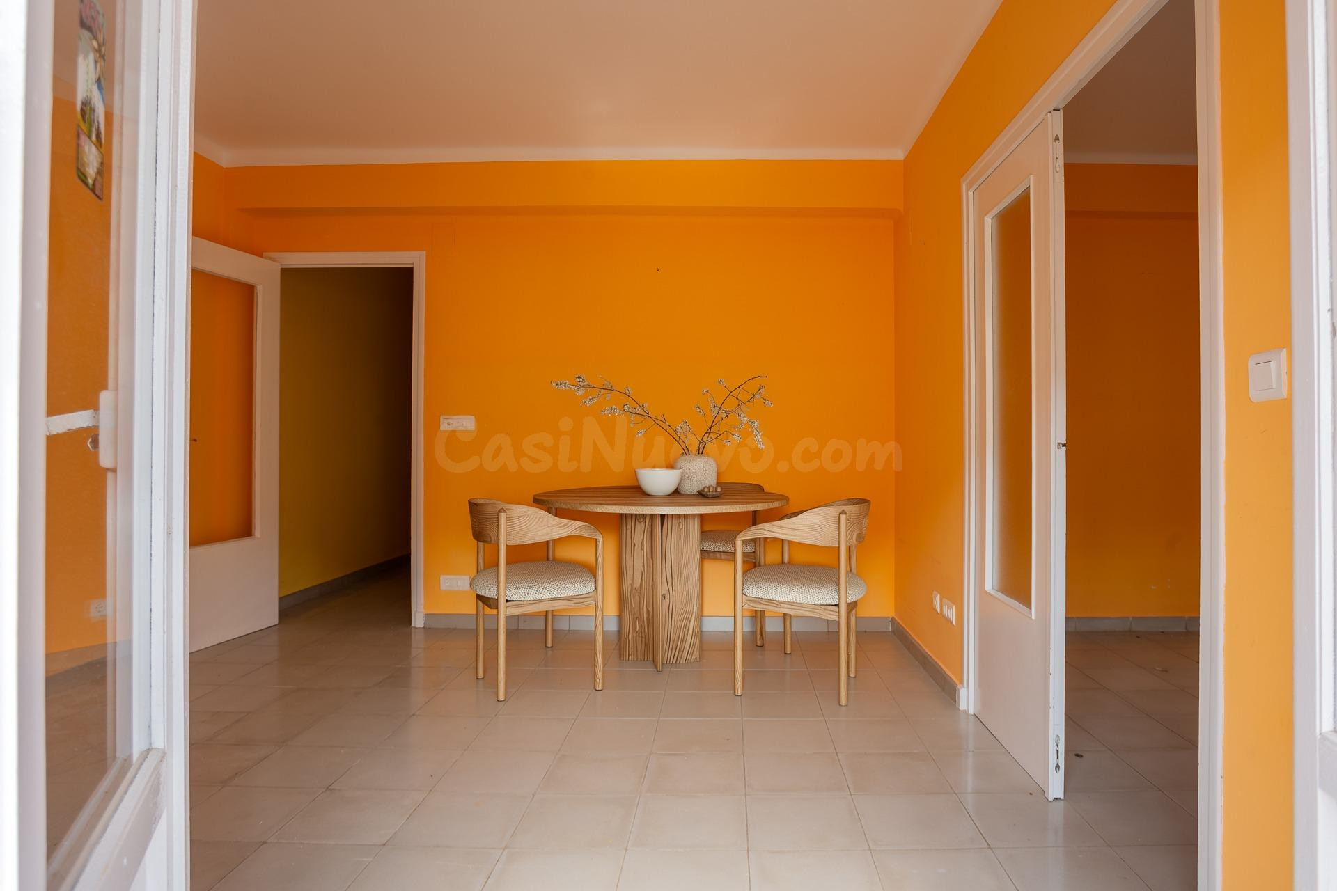 Piso de 111 m2 y tres dormitorios en el centro de Jaca - foto 2