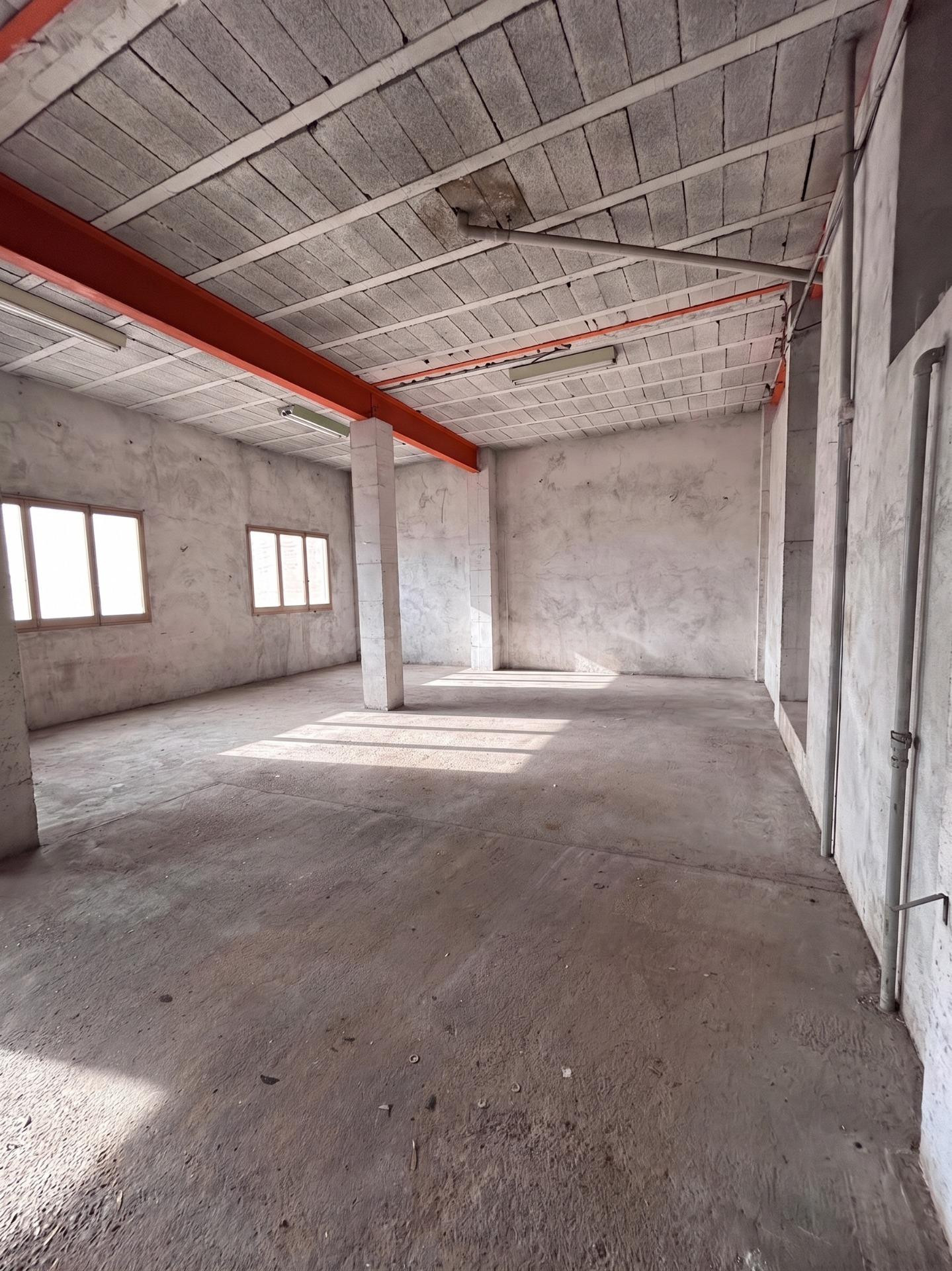 LOCAL COMERCIAL, TIENDA Y ALMACÉN EN CERVERA – GRAN OPORTUNI - foto 2