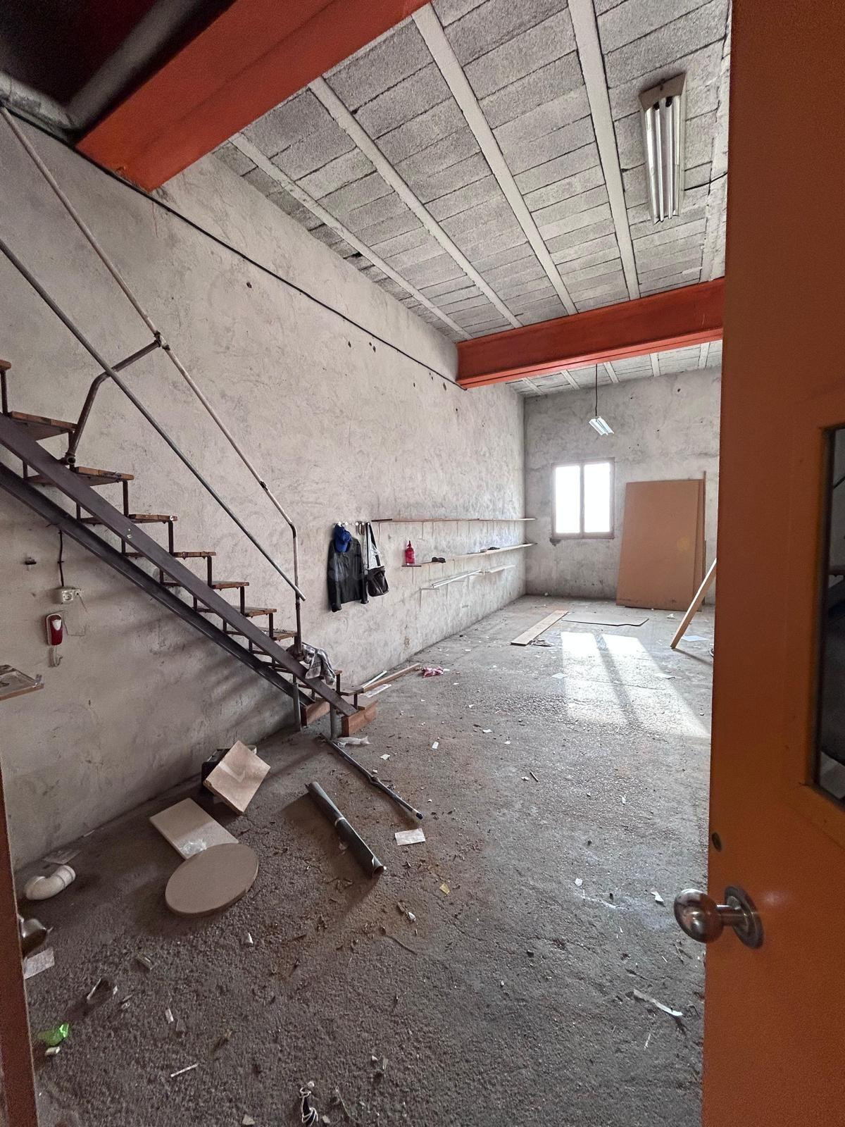 LOCAL COMERCIAL, TIENDA Y ALMACÉN EN CERVERA – GRAN OPORTUNI - foto 5