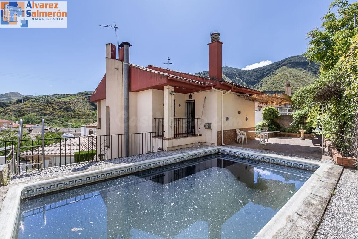 Chalet en Pinos Genil