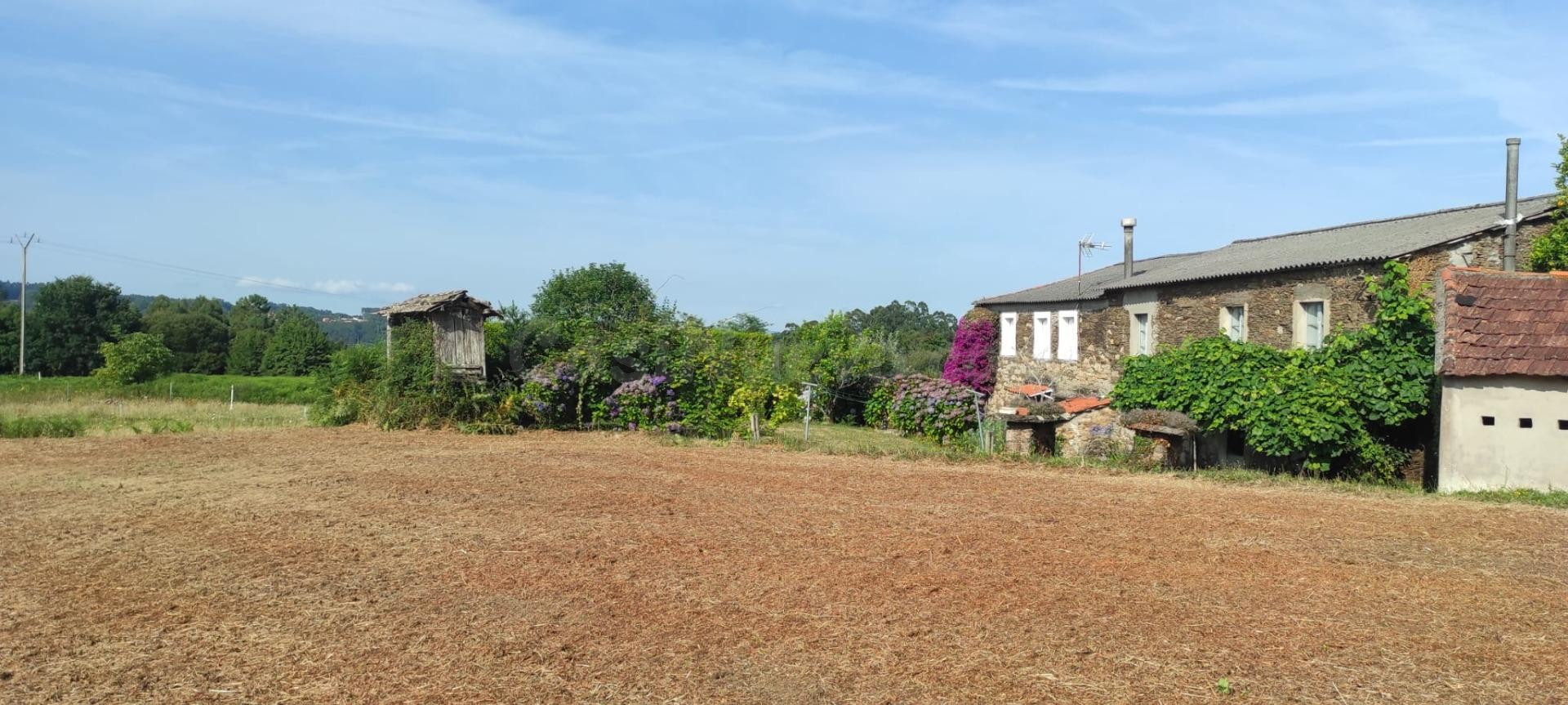 Terreno  en Venta en Barbeita- Cerca de la playa de Miño- A 
