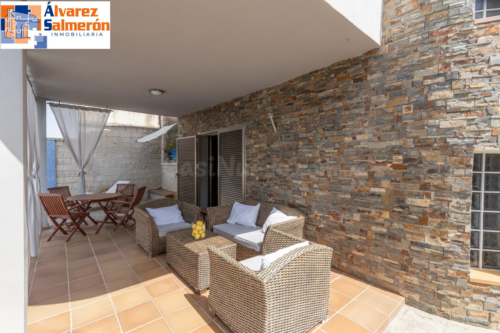 ¡ESPECTACULAR CHALET INDEPENDIENTE MODERNO CON PISCINA PRIVA - foto 4