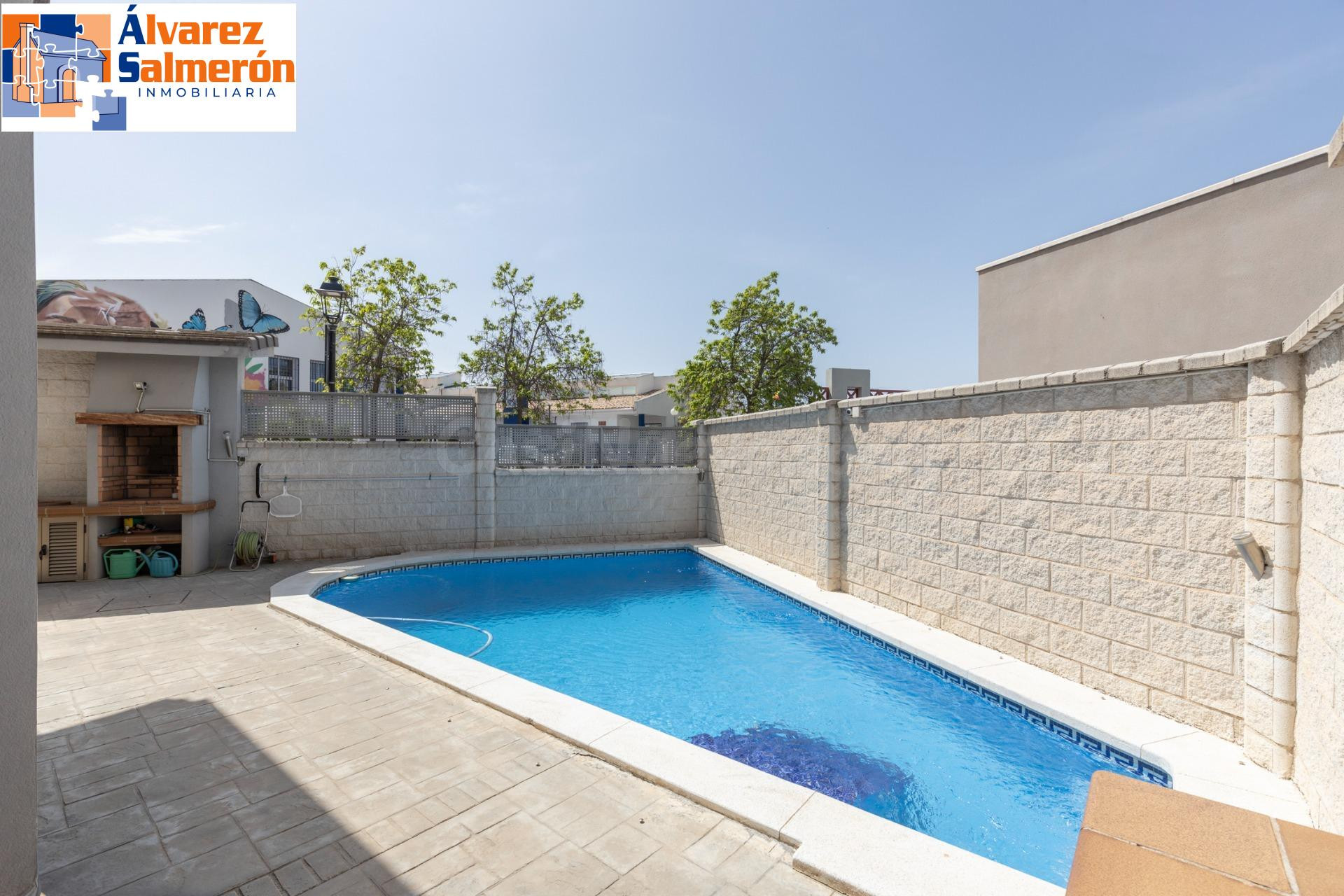 ¡ESPECTACULAR CHALET INDEPENDIENTE MODERNO CON PISCINA PRIVA - foto 5