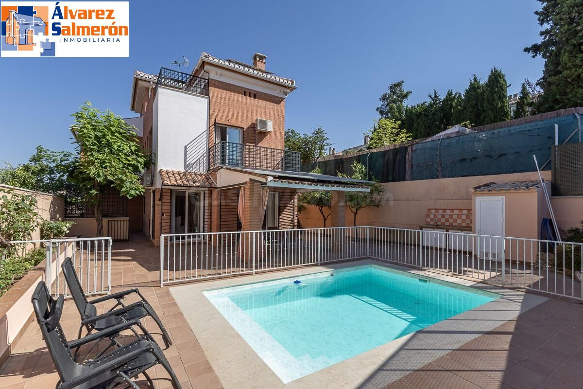 EXCLUSIVO CHALET INDIVIDUAL EN HUÉTOR VEGA