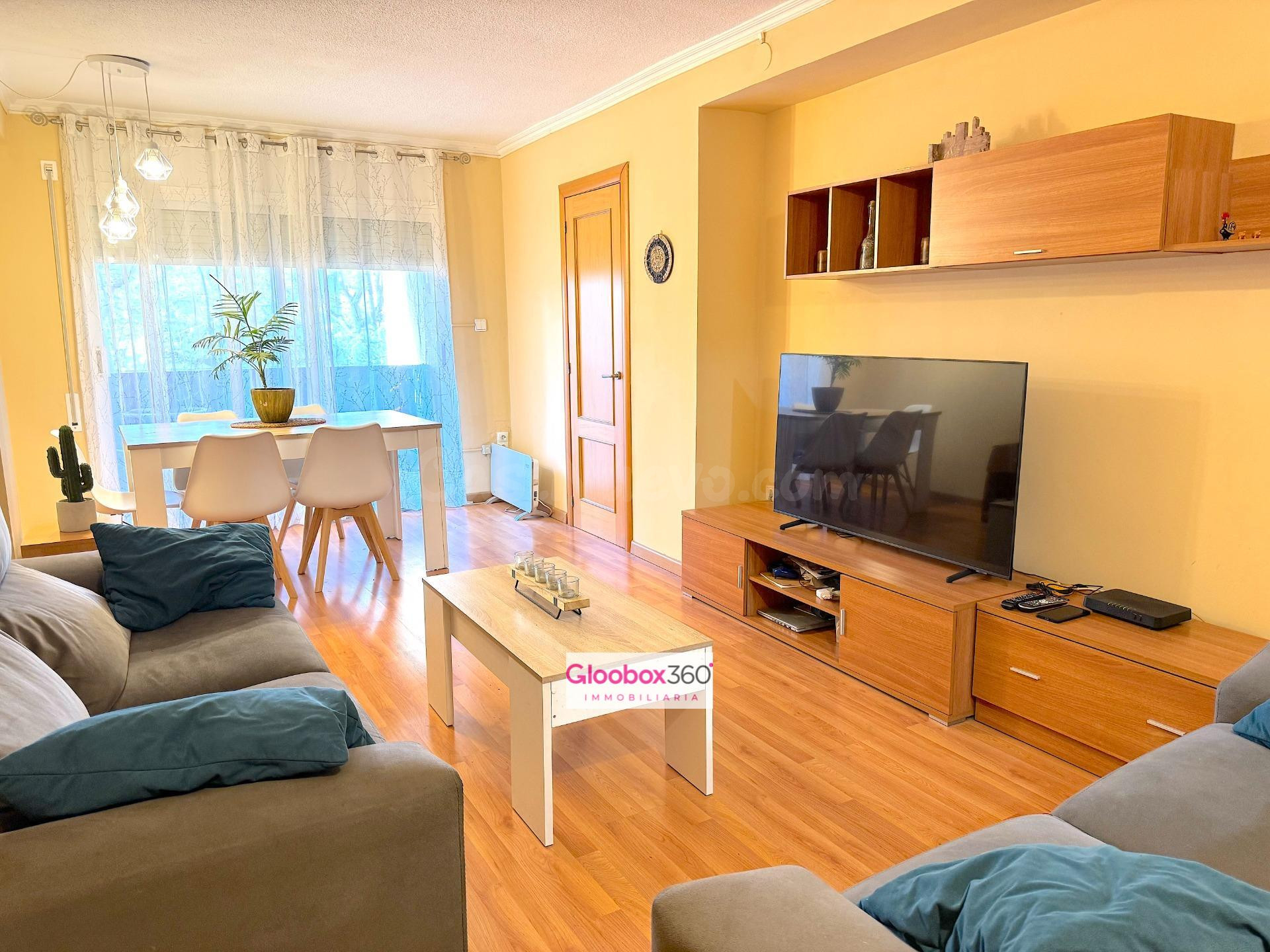 Tu nuevo hogar en Reus: 4 habitaciones y dos terrazas en Paseo Misericordia – ¡Ubicación inmejorable!