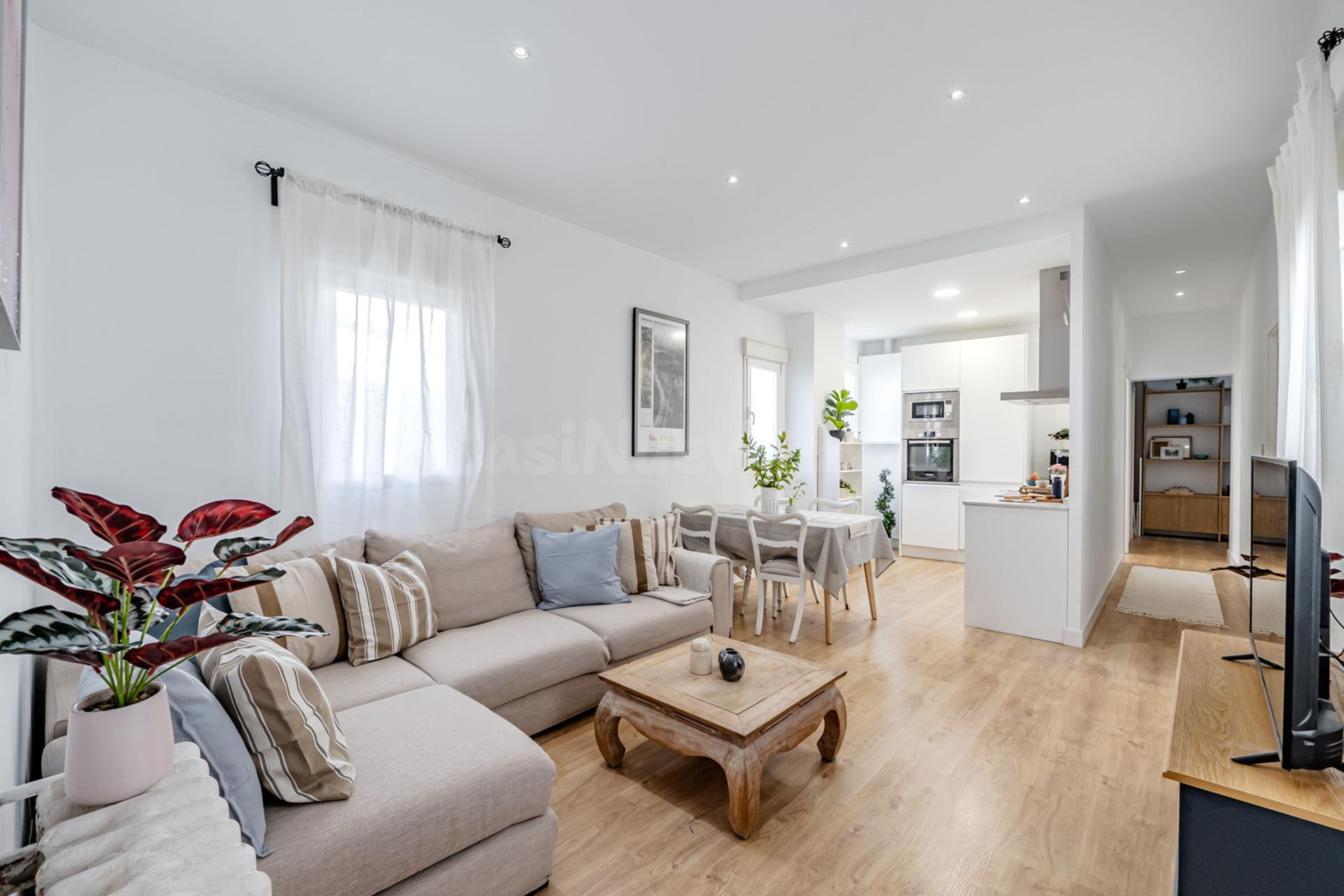 VIVIENDA REFORMADA Y MUY LUMINOSA EN RETIRO