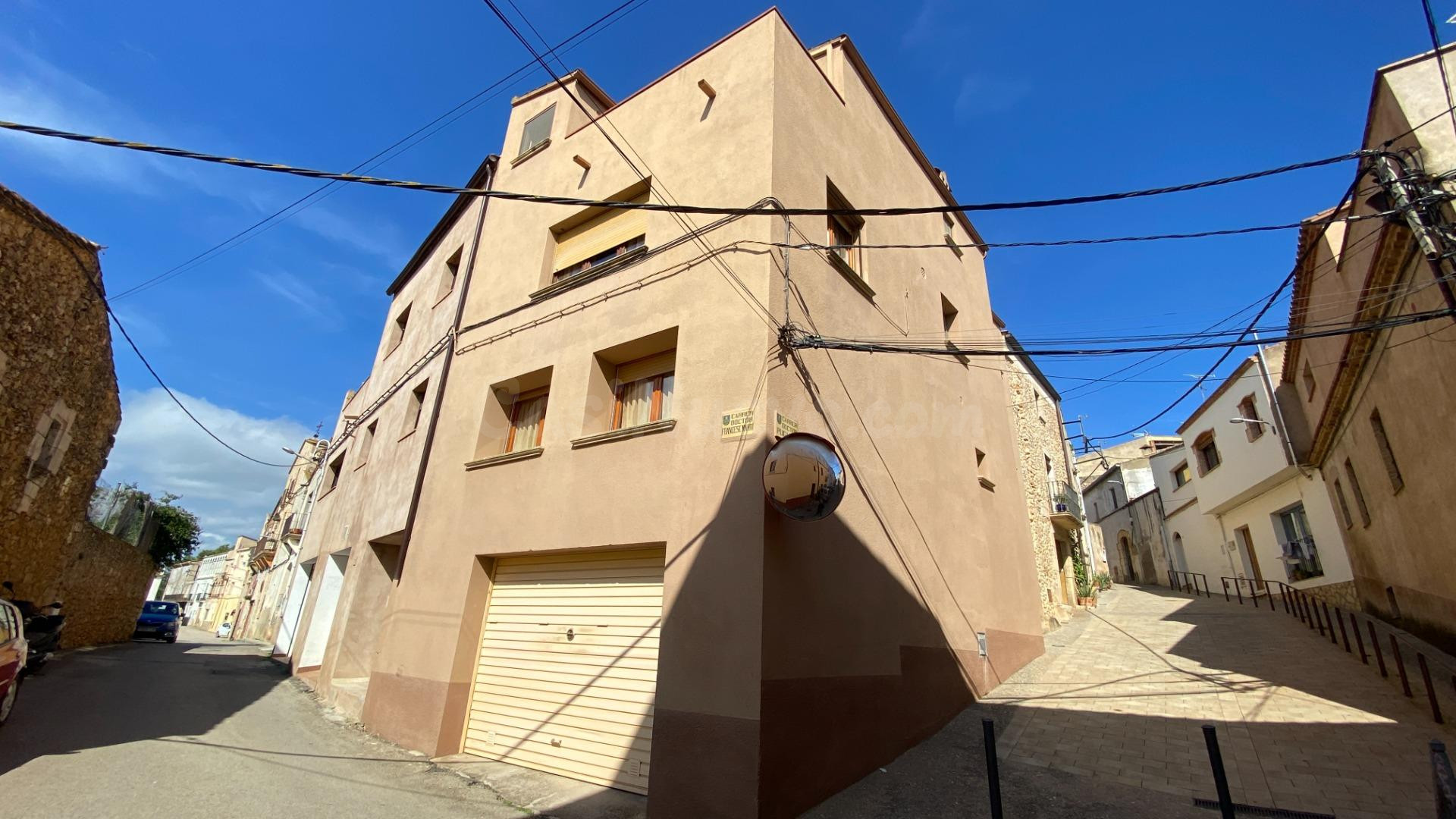 Encanto, amplitud y ubicación privilegiada en el corazón del - foto 2