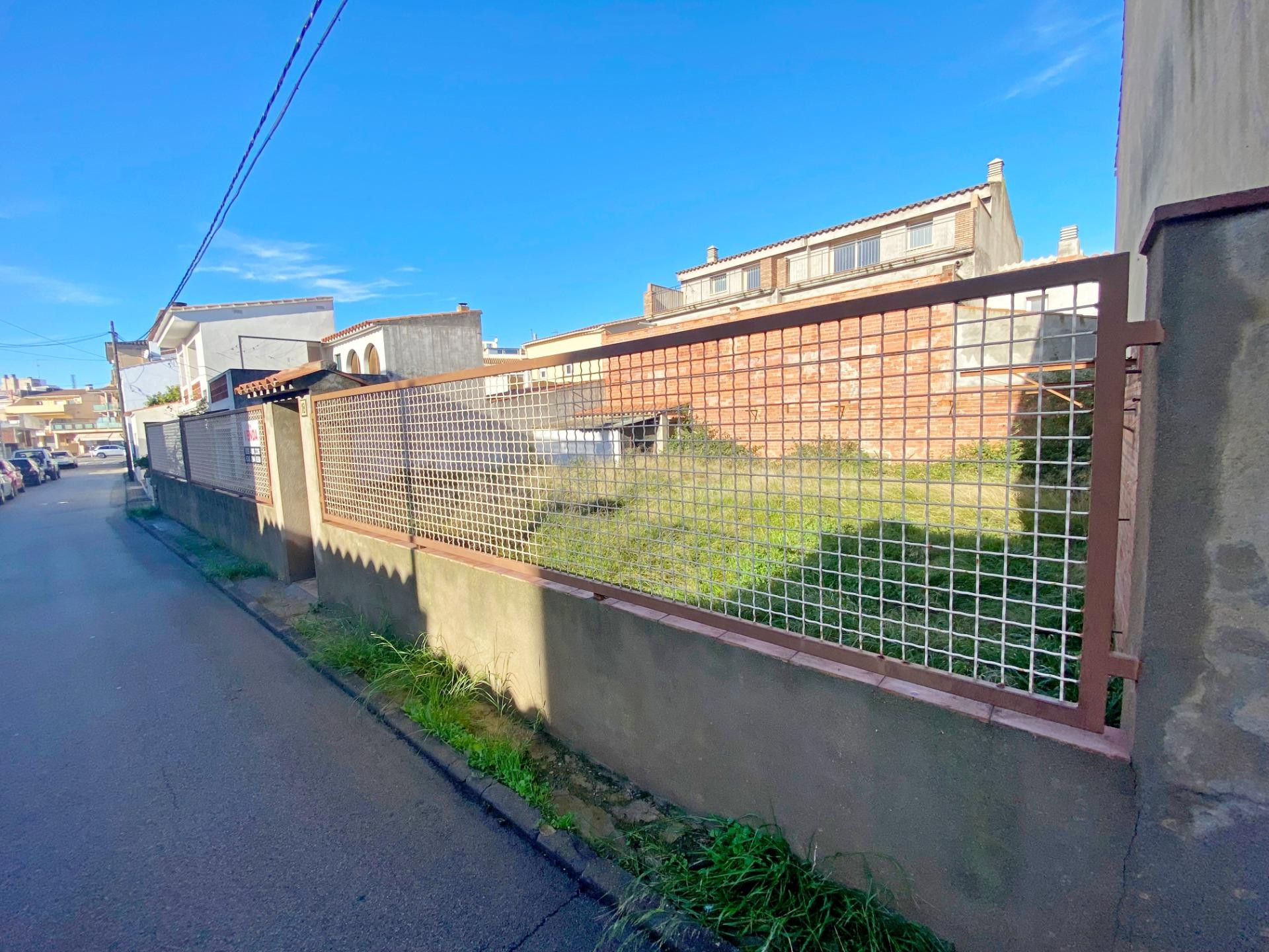 Terreno con posibilidad de construir 2 viviendas - foto 3