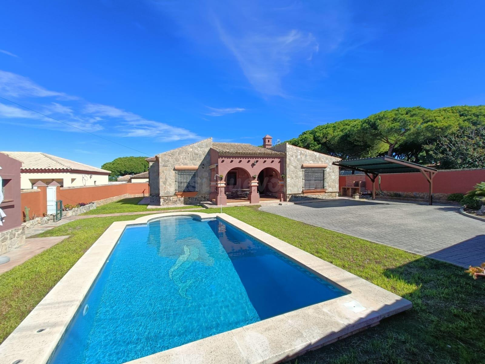 CHALET EN RANA VERDE