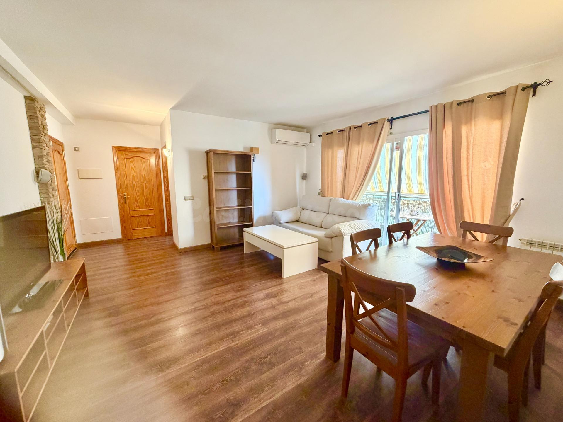 Amplio y luminoso piso con ascensor, parking y totalmente amueblado – Listo para entrar a vivir