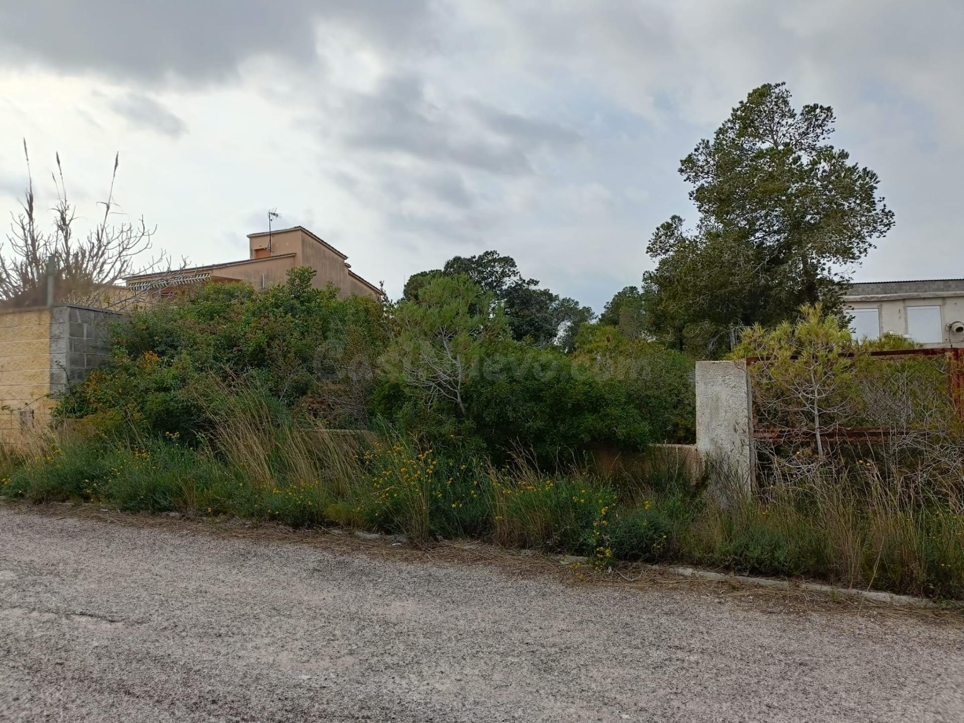 Terreno en urbanización Mas Astor