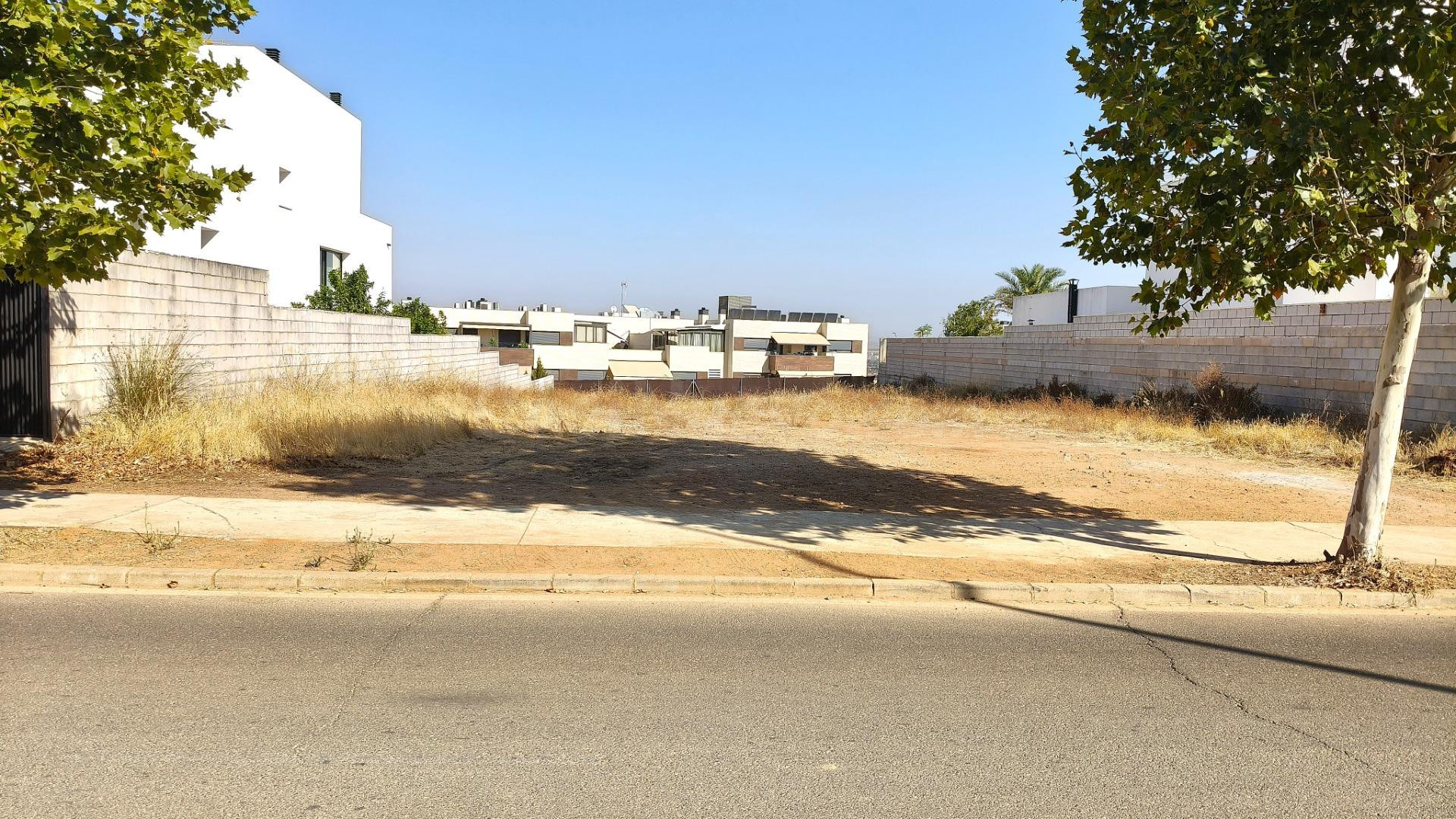 Parcela 514m² en venta - Las Vaguadas - foto 2