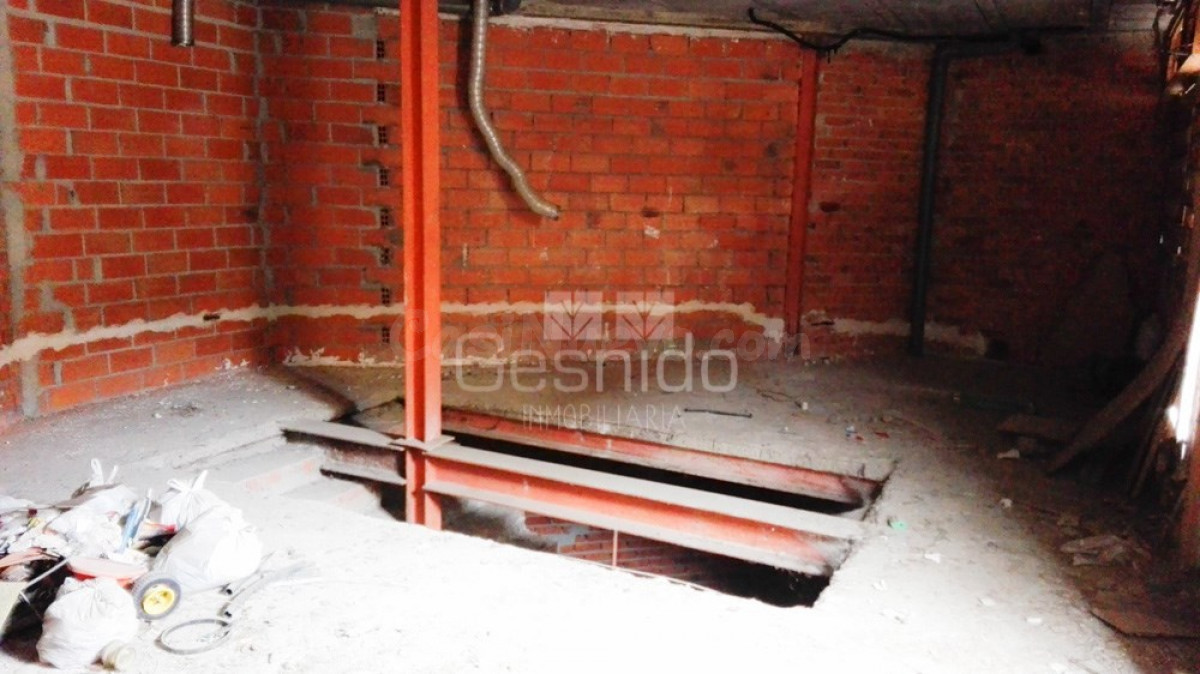LOCAL COMERCIAL en venta en NAVAFRÍA - SEGOVIA - foto 2