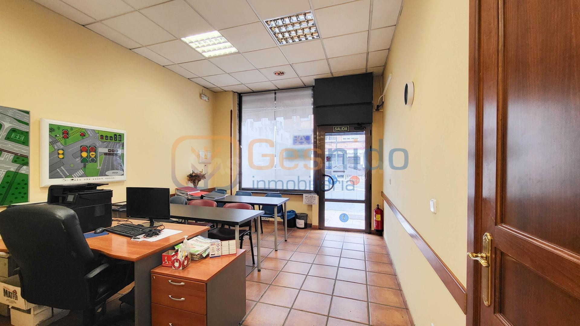 LOCAL EN ALQUILER  totalmente acondicionado en Via Roma en Segovia