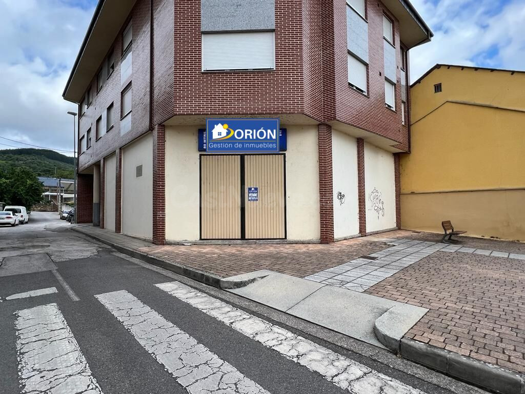 SE VENDE LOCAL COMERCIAL EN EL PUENTE BOEZA