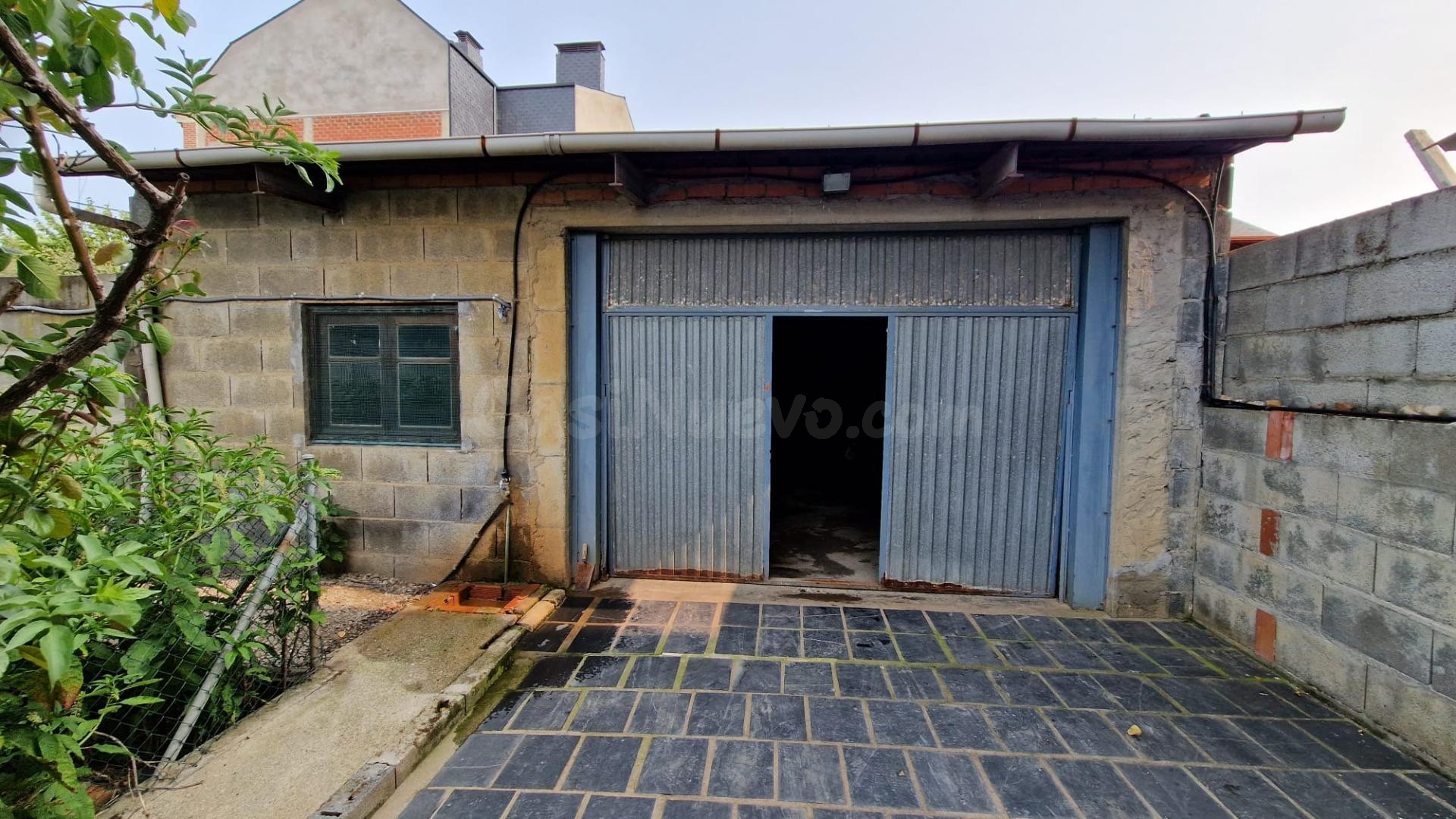 SE VENDE SOLAR DE 209 M2 EN LA PLACA - foto 2