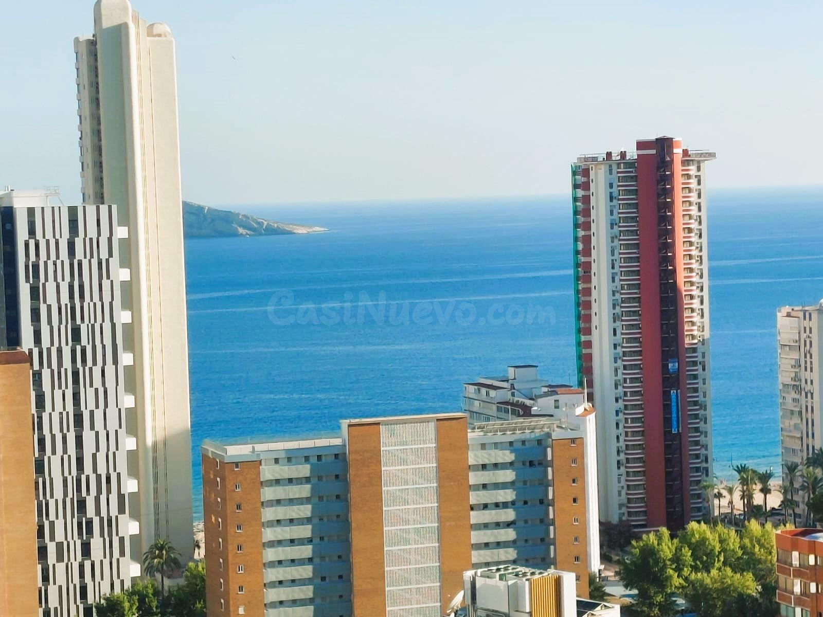 EXPECTACULAR APARTAMENTO EN LEVANTE CON VISTAS AL MAR Y  LICENCIA TURÍSTICA