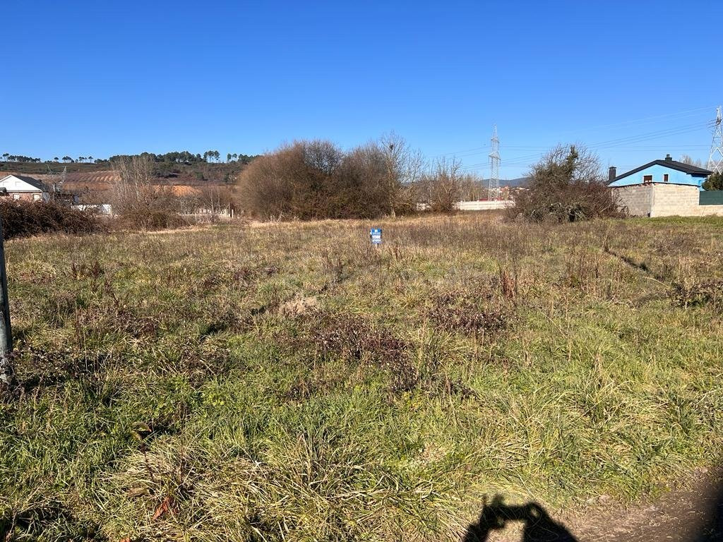 SE VENDE PARCELA EDIFICABLE EN MAGAZ DE ABAJO - foto 2