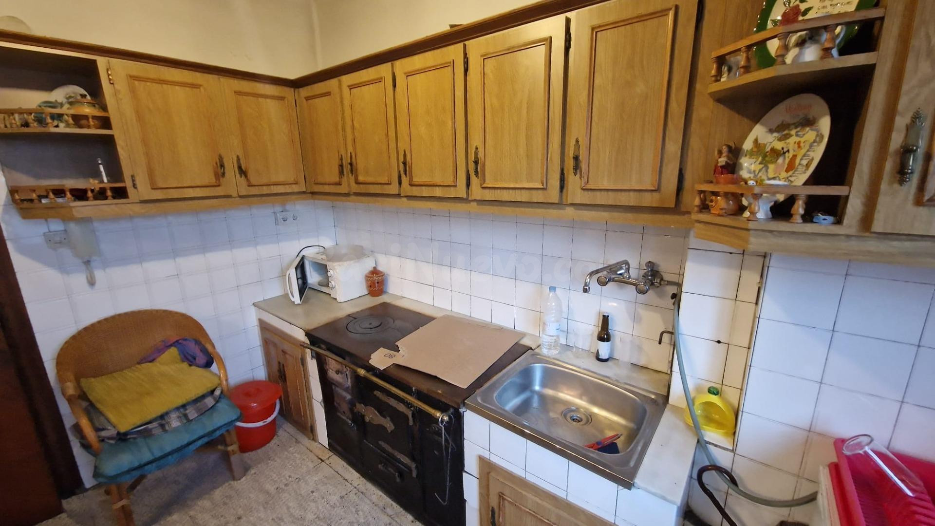 SE VENDE CASA CON TERRENO EN SANTALLA DEL BIERZO - foto 3