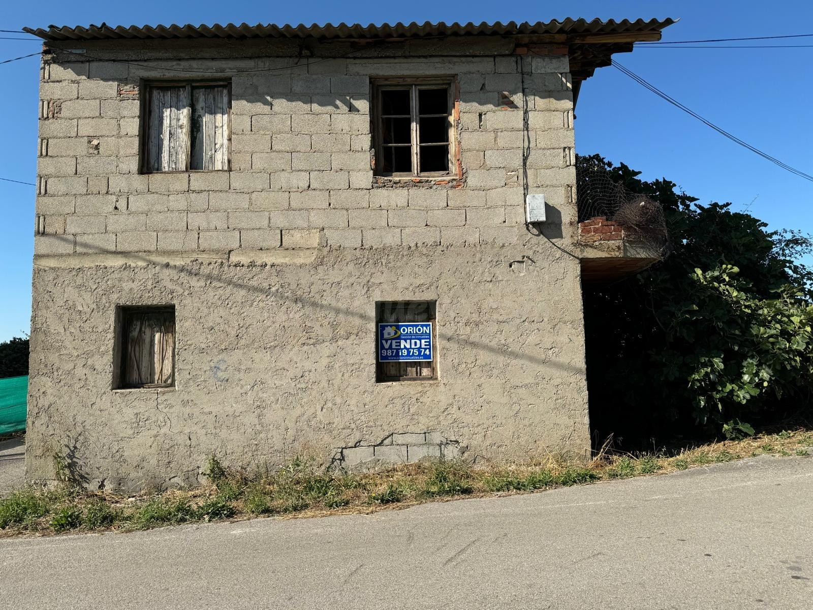 SE VENDE  SOLAR EN FUENTENUEVAS