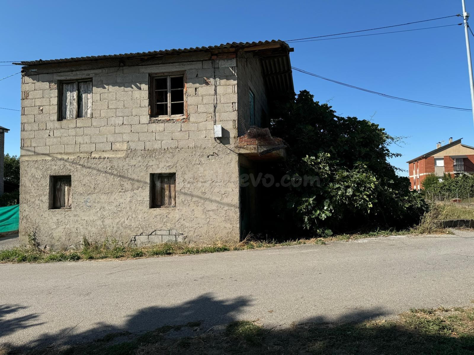 SE VENDE  SOLAR EN FUENTENUEVAS - foto 2