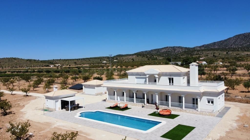 Villa 6 habitaciones 270m² en venta - Comunidad valenciana