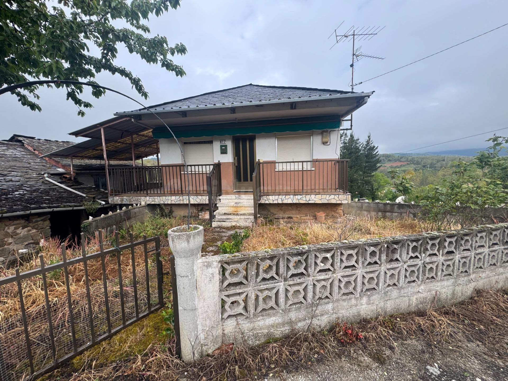 CASA CON TERRENO EN VALDELALOBA - foto 2