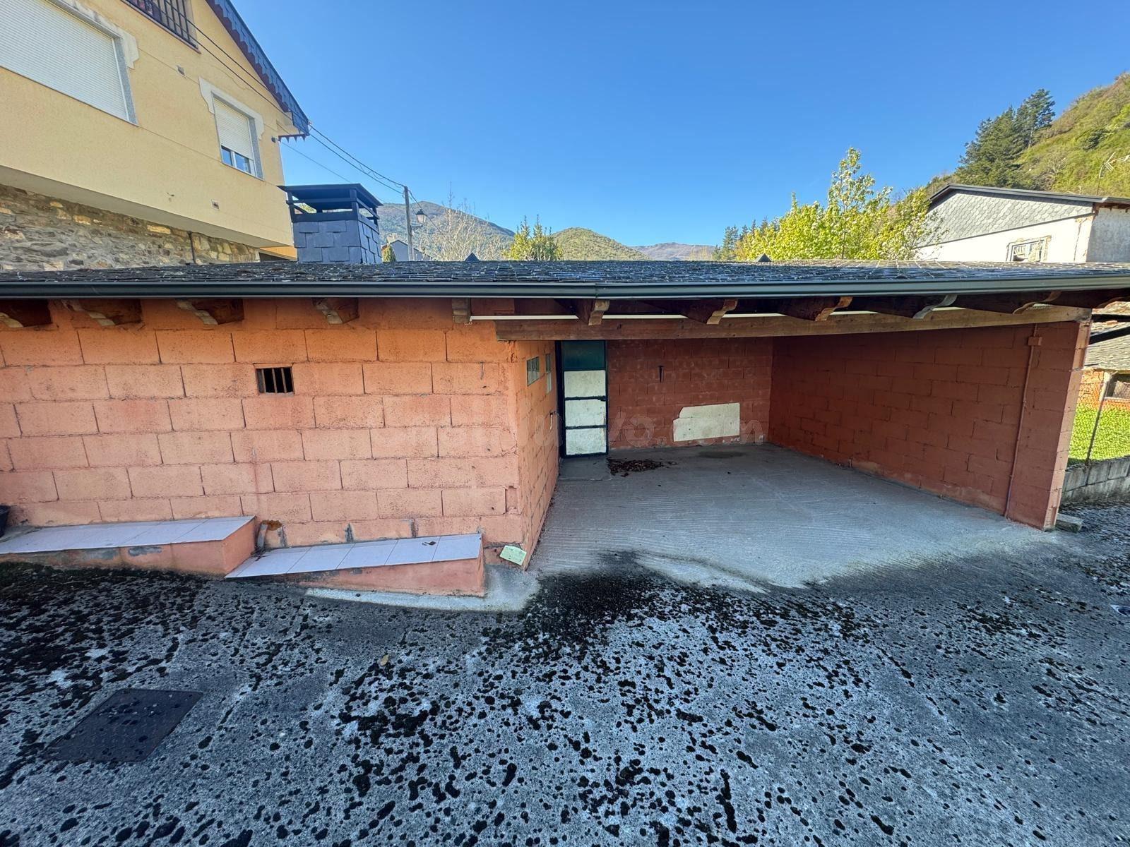 SE VENDE CASA PARA ENTRAR A VIVIR EN VILLANUEVA DE VALDUEZA - foto 3